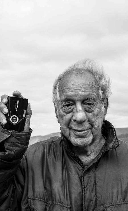 Fotgrafo, peregrino e forasteiro, Robert Frank morre aos 94 anos O autor de The Americans, retrato dos Estados Unidos dos anos cinquenta, morreu em uma pequena vila canadense