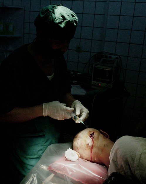 Emerg?ncia no Afeganist?o, por PIETER DEZ HOOPEN Fot?grafo & Photo Editor, (Su?cia)