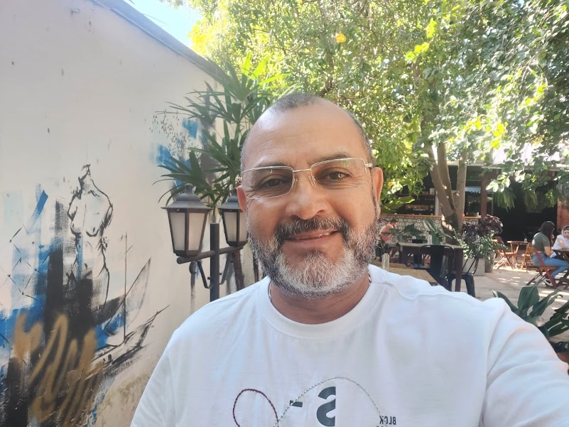 Entrevista com o artista plastico Claudio Cristus e sua exposi&ccedil;&atilde;o: PAL&Iacute;NDROMOS ABSTRATOS.por Udson Fabio Boassalli
